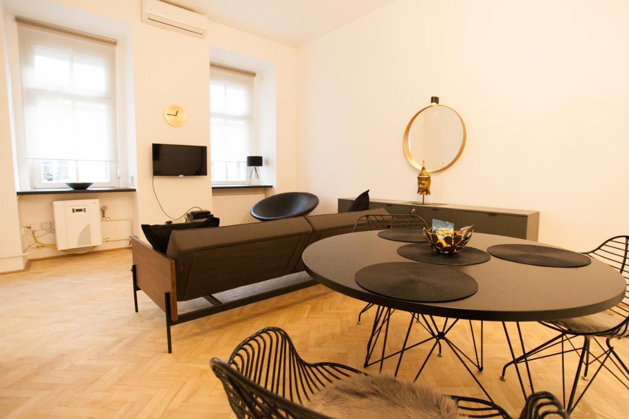 Real Delux Apartment Next To Gozsdu & Synagogue بودابست المظهر الخارجي الصورة